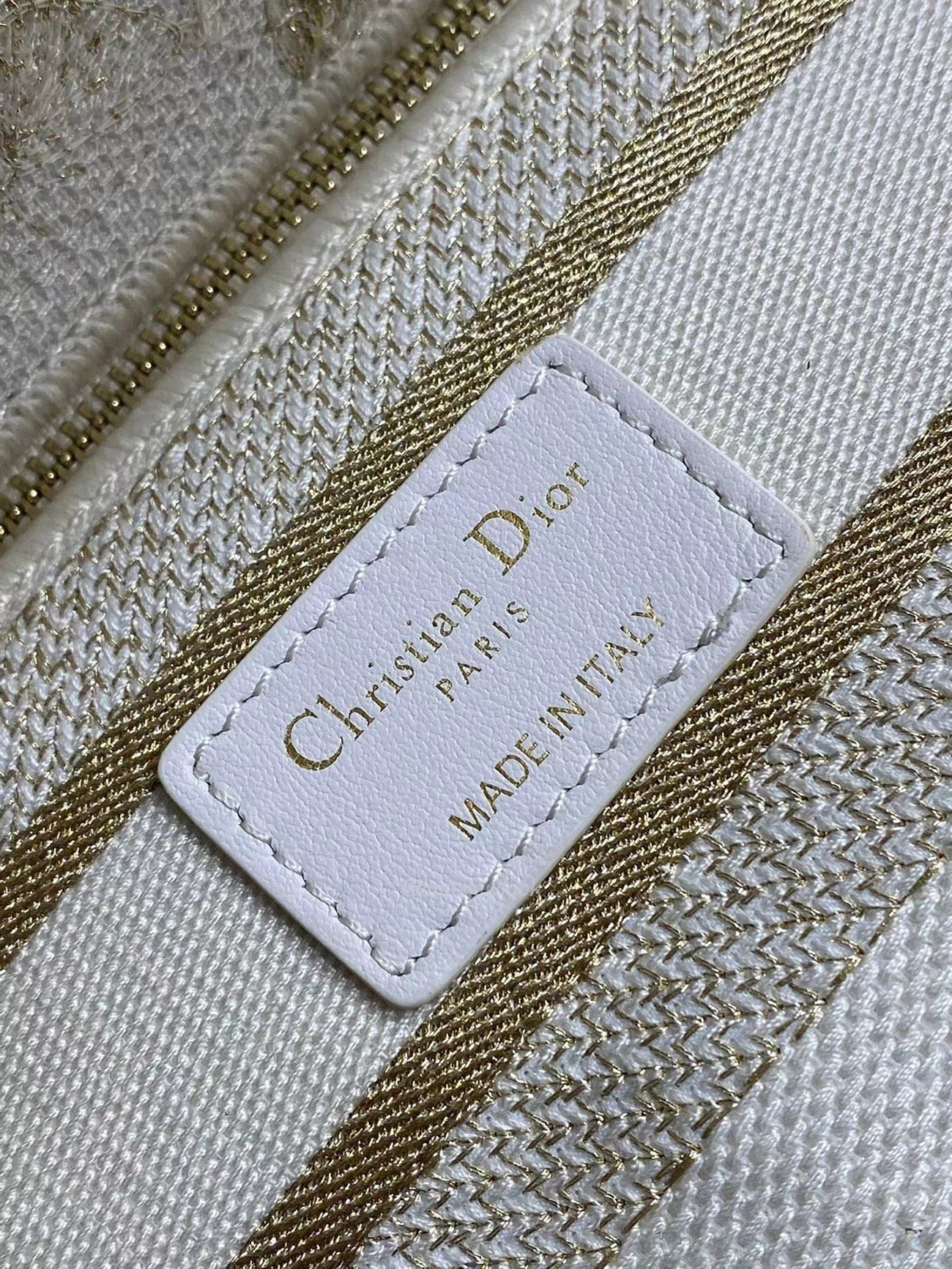 Dior Medium Size Lady D Lite Butterfly Around The World Embroidery Handbag (4) - www.newkick.vip